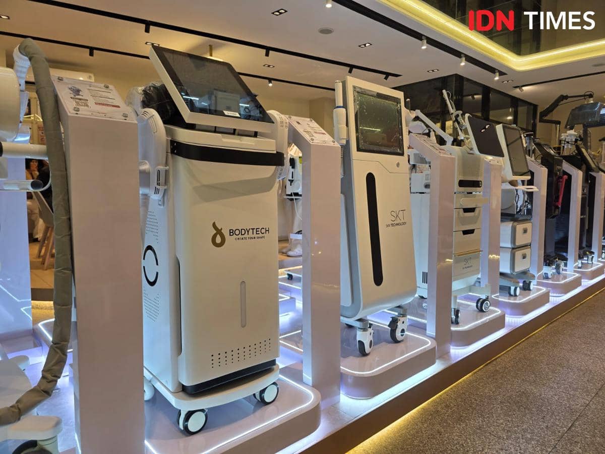 Grand Re-Opening Beauty World Store Samanhudi. 4 Desember 2025