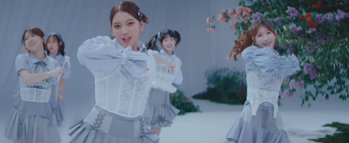 Gracia JKT48 di MV "Oh my Pumpkin!" - AKB48