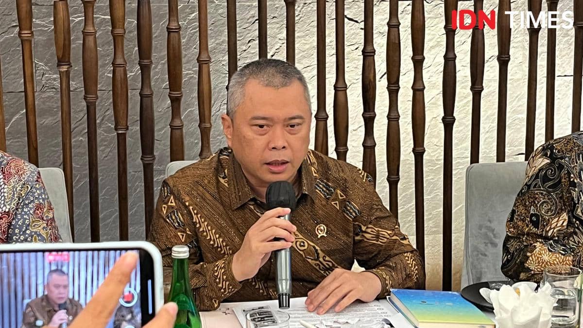 Menhub Ungkap Alasan Dominasi Kendaraan Pribadi pada Nataru 2025/2026