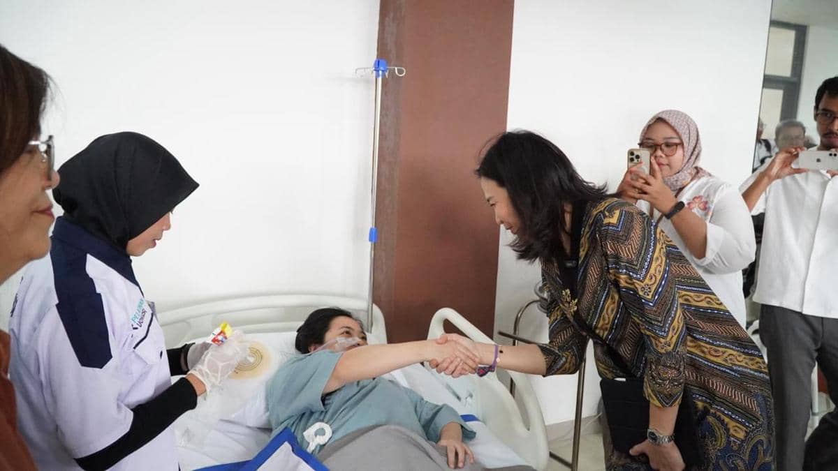 Program percontohan (pilot project) penempatan Pekerja Migran Indonesia (PMI) perempuan perawat lansia (caregiver) ke Singapura.