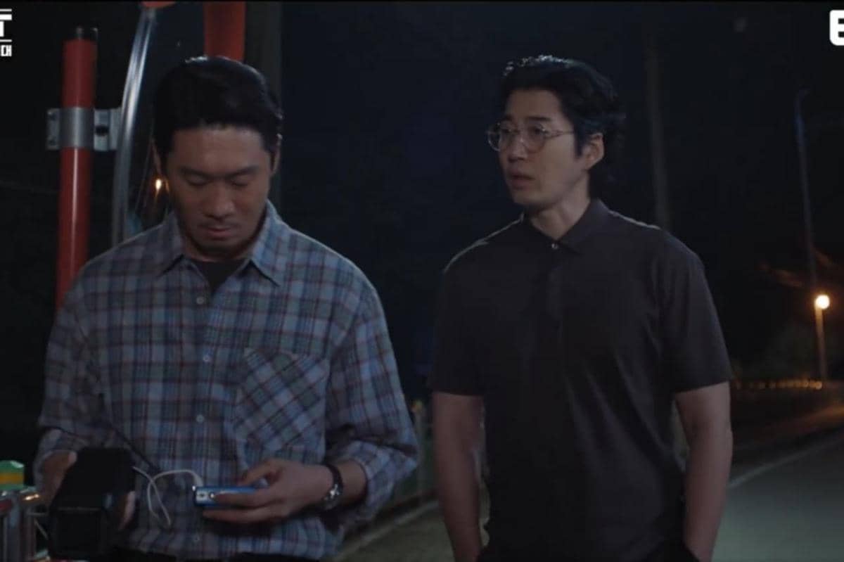 cuplikan drama Korea Heroes Next Door