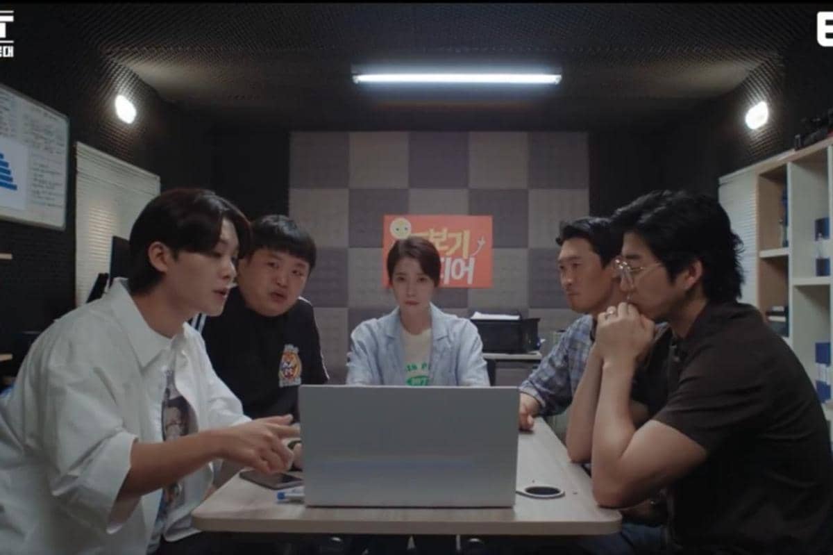 cuplikan drama Korea Heroes Next Door