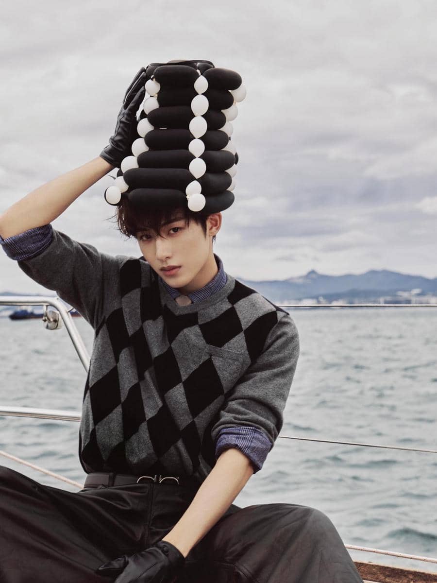 Preppy style ala Winwin WayV