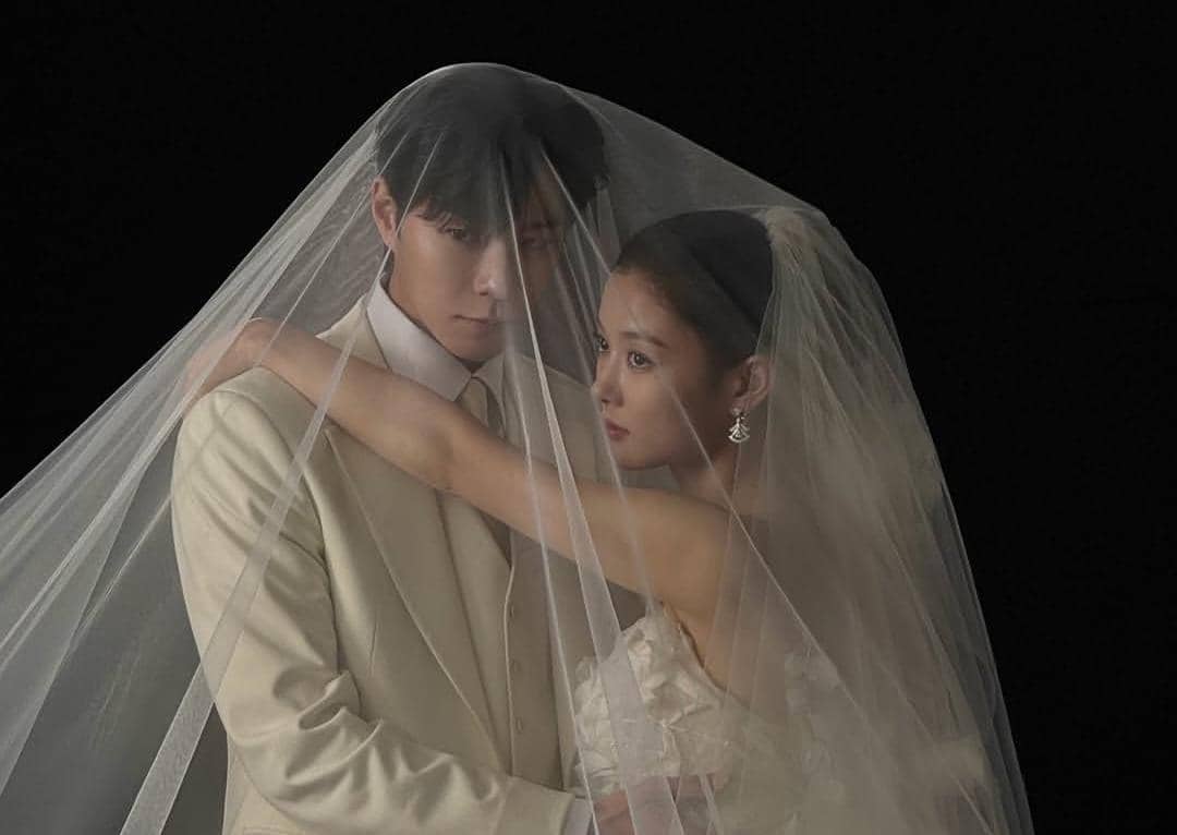 Hong Jong Hyun dan Kim Yoo Jung di drama Dear X