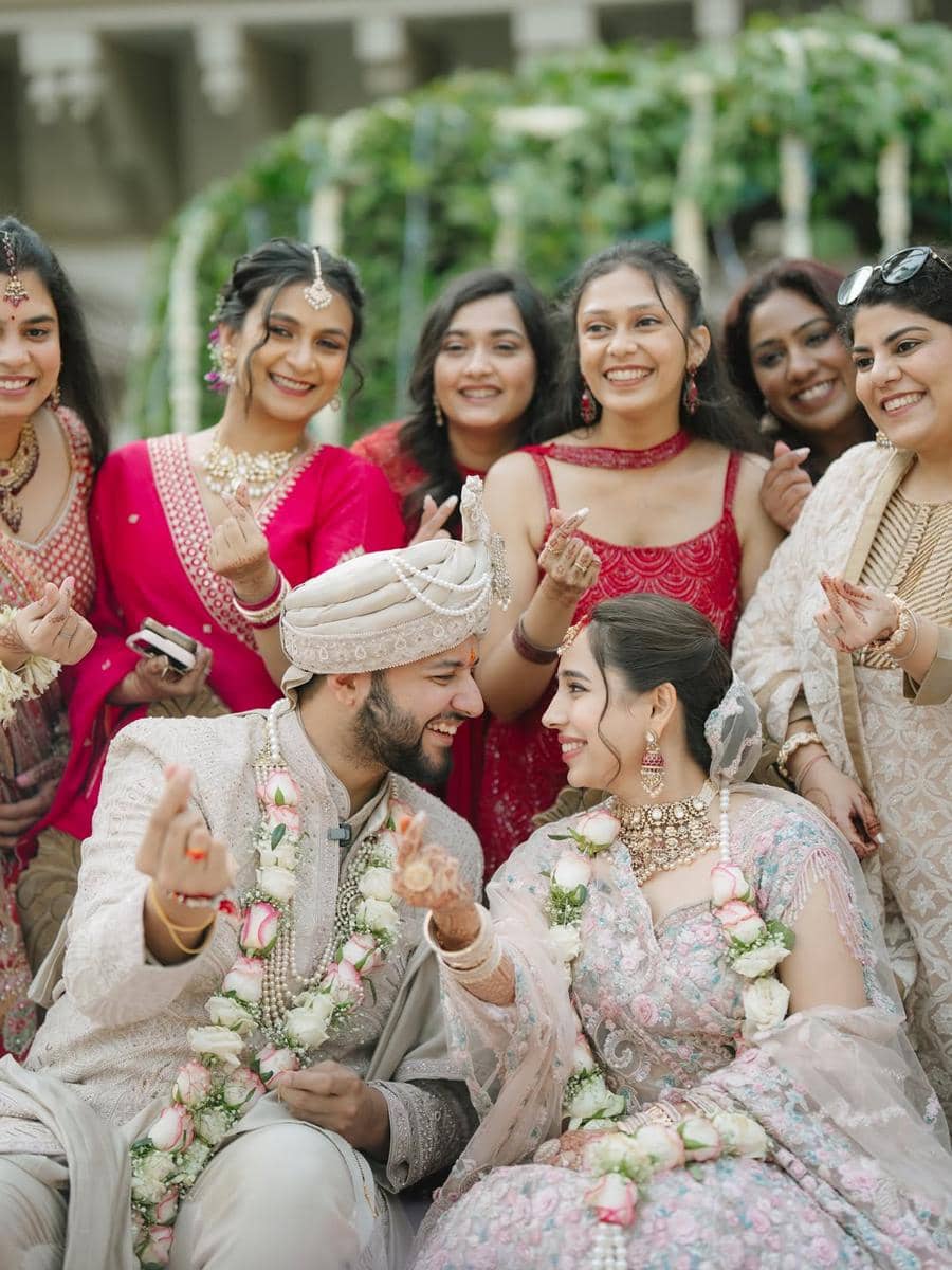 pernikahan adik Kartik Aaryan