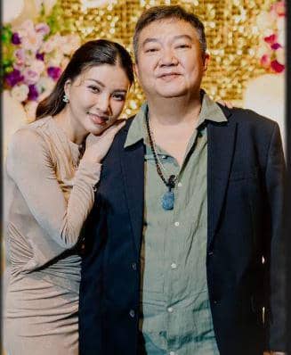 potret Sarwendah dan ayahnya