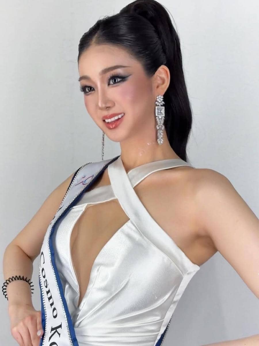 potret Haesu Woo, Miss Cosmo Korea 2025 