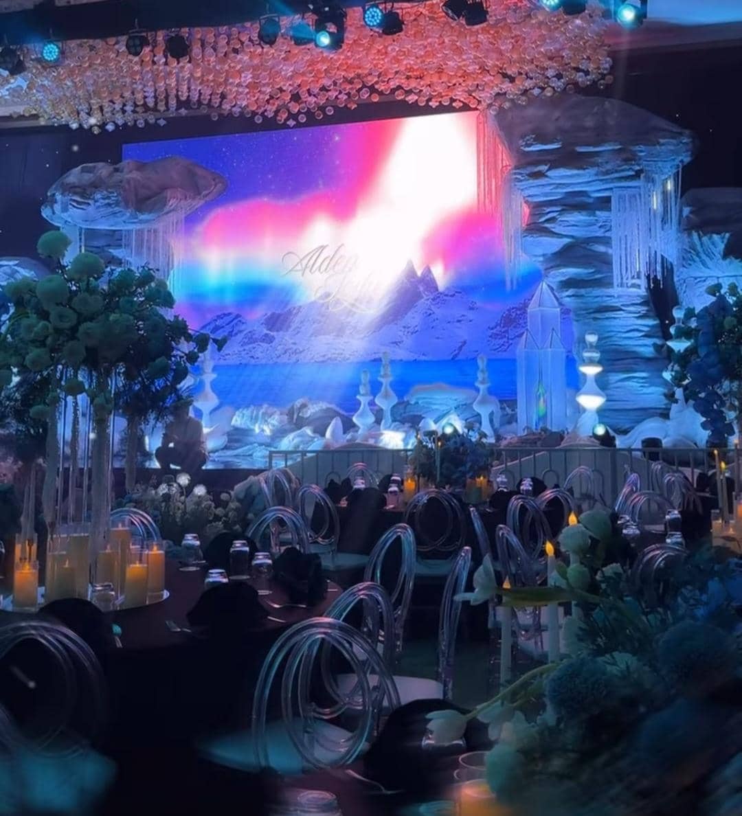 Dekorasi resepsi Brisia Jodie dan Jonathan Alden