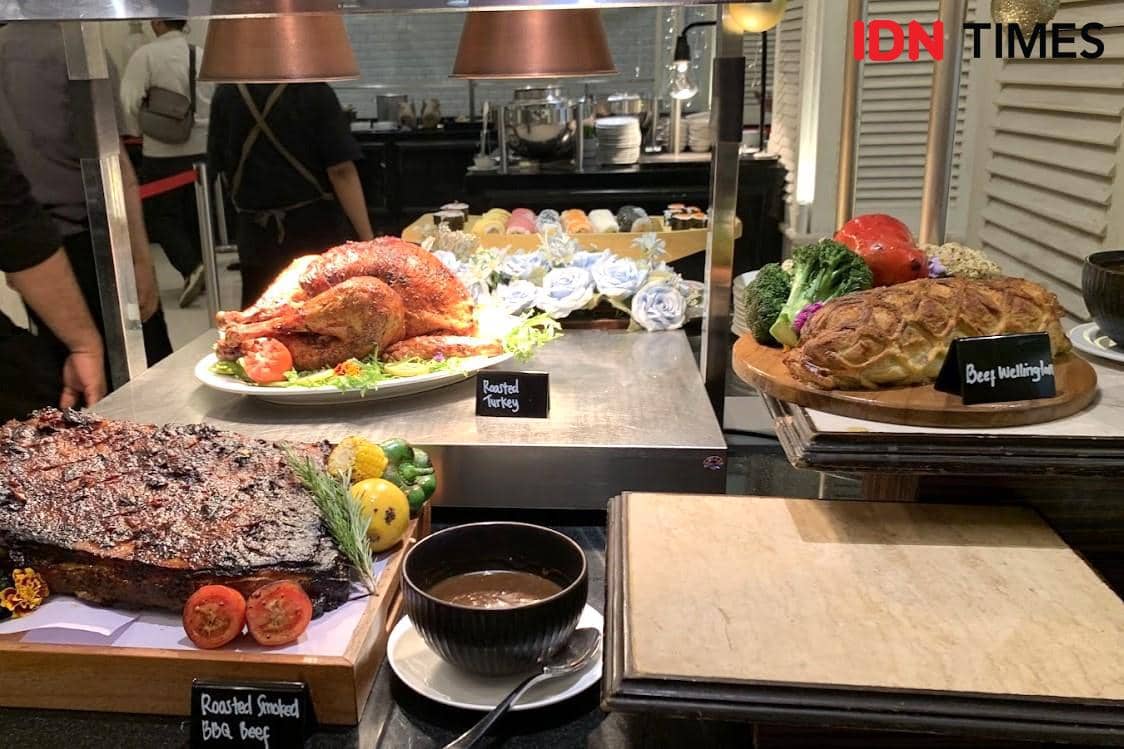 Potret menu dinner Natal di The Cafe Restauran, Java Paragon Hotel and Residence Surabaya