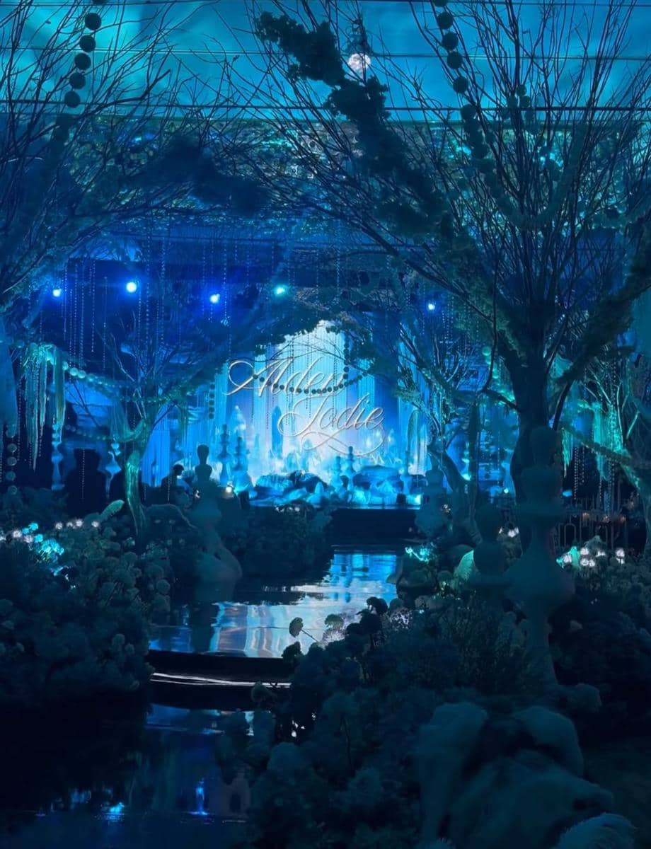 Dekorasi resepsi Brisia Jodie dan Jonathan Alden