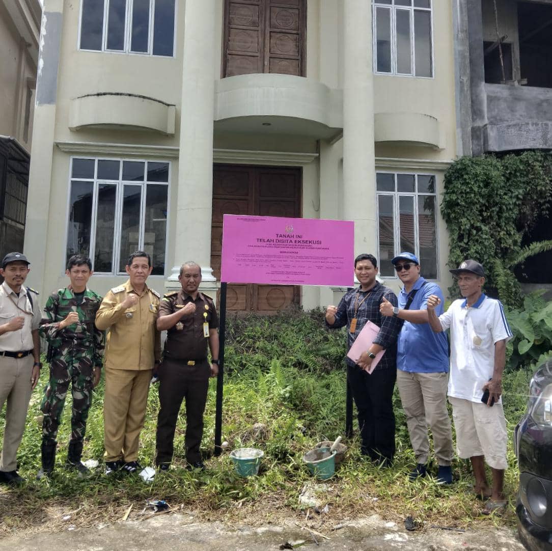 Tim melakukan penyitaan aset di empat lokasi berbeda.