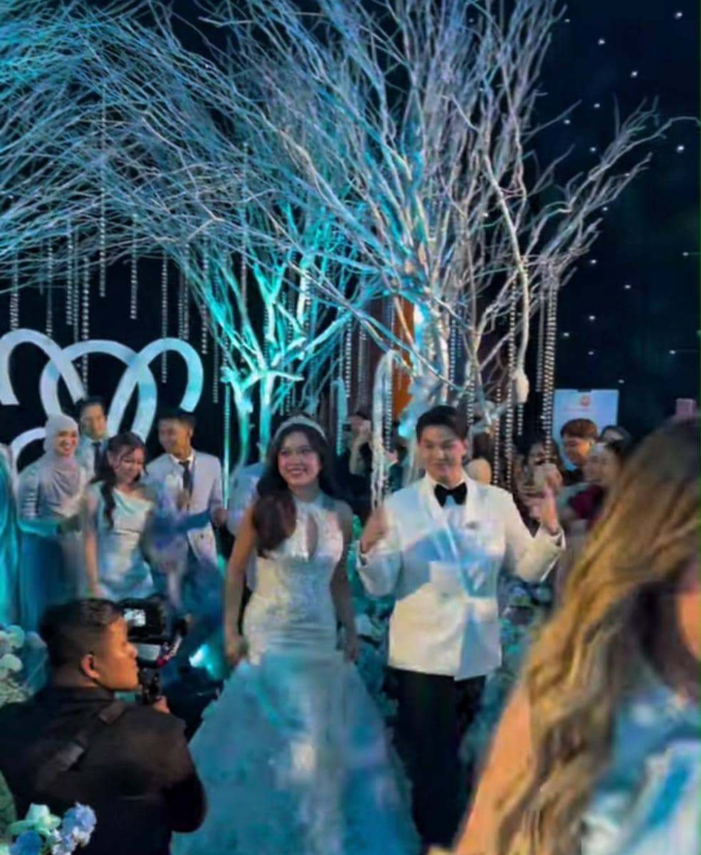 Dekorasi resepsi Brisia Jodie dan Jonathan Alden