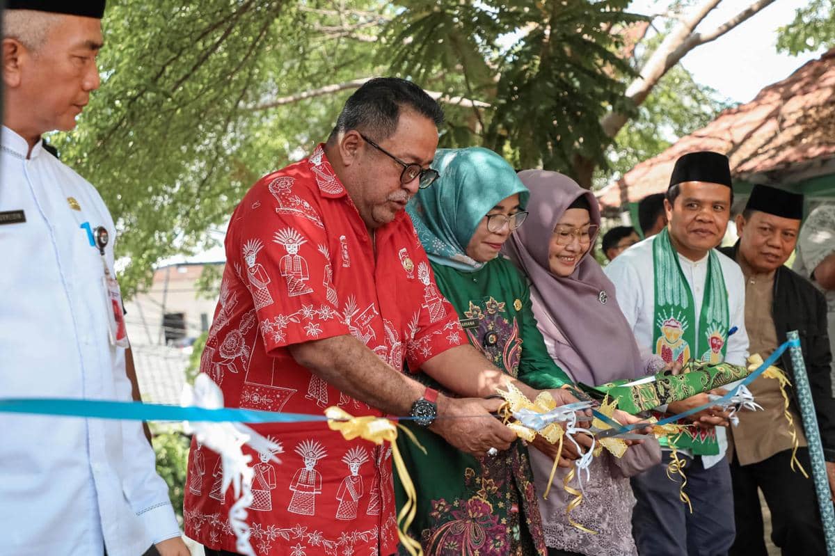 Wagub DKI Jakarta, Rano Karno, dalam acara peresmian taman kreatif Si Doel, pada Jumat (5/12/2025). (Dok. Jakarta.go.id)