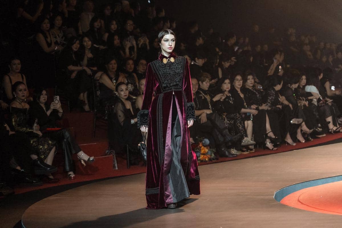 Koleksi Séance oleh Adrian Gan