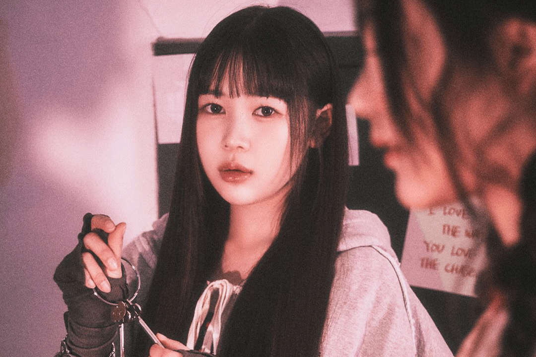 Yeon Hearts2Hearts era The Chase