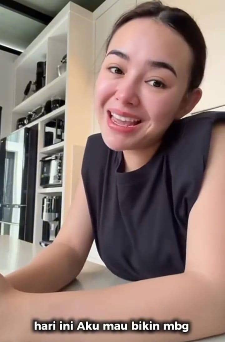 Amanda Manopo dan Fajar memasak