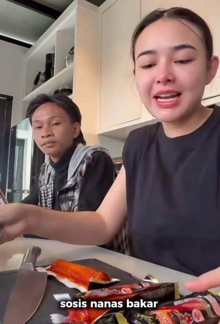 Amanda Manopo dan Fajar memasak