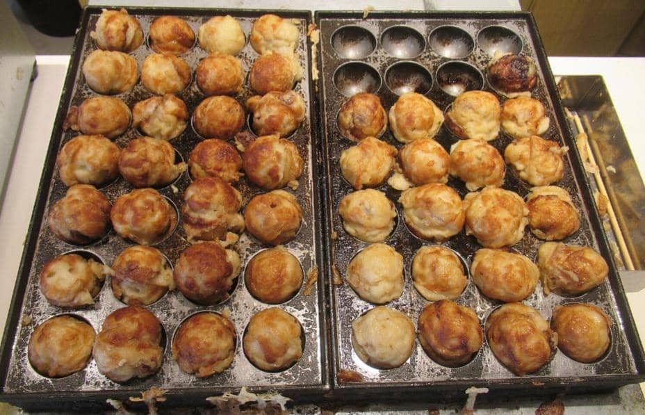 ilustrasi memasak takoyaki