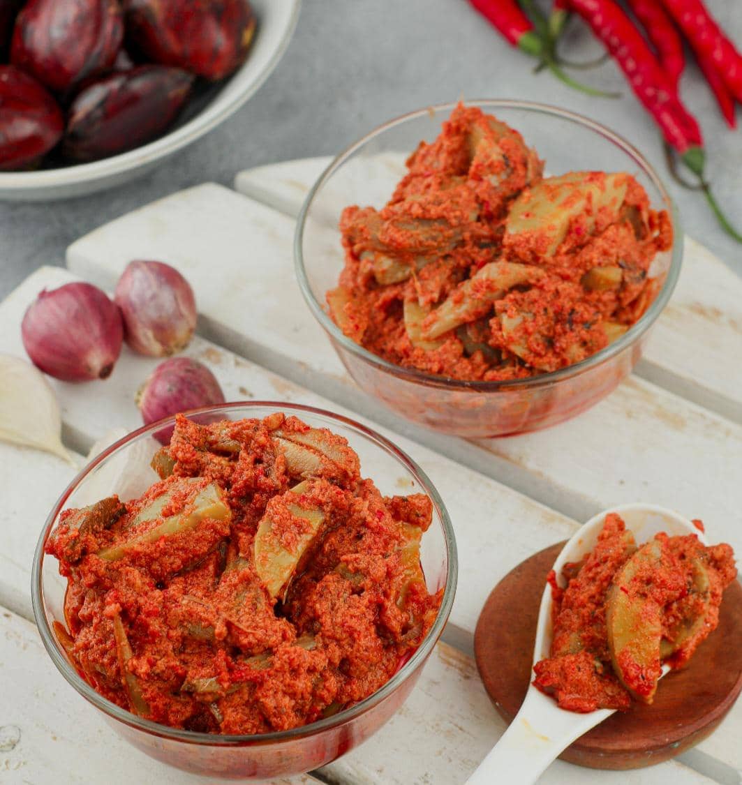 ilustrasi jengkol balado (vecteezy.com/Priyo Sanyoto)