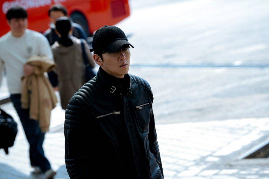 Still cut The Manipulated