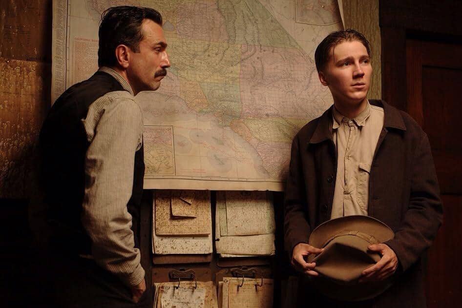 Paul Dano (kanan) di There Will Be Blood 