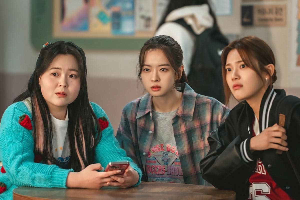 still cuts drama LOVE.exe