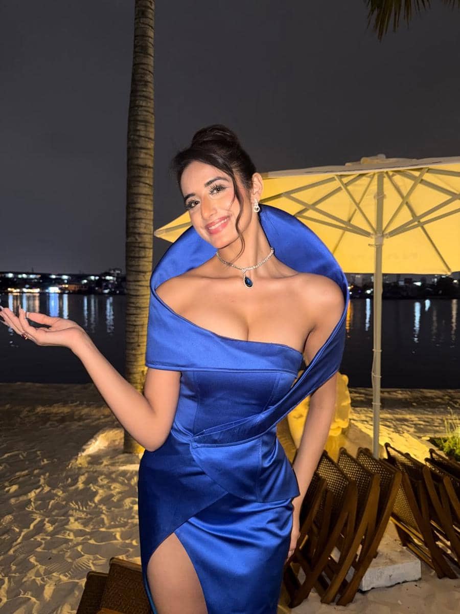 potret Mehak Dhingra, Miss Charm India 2025