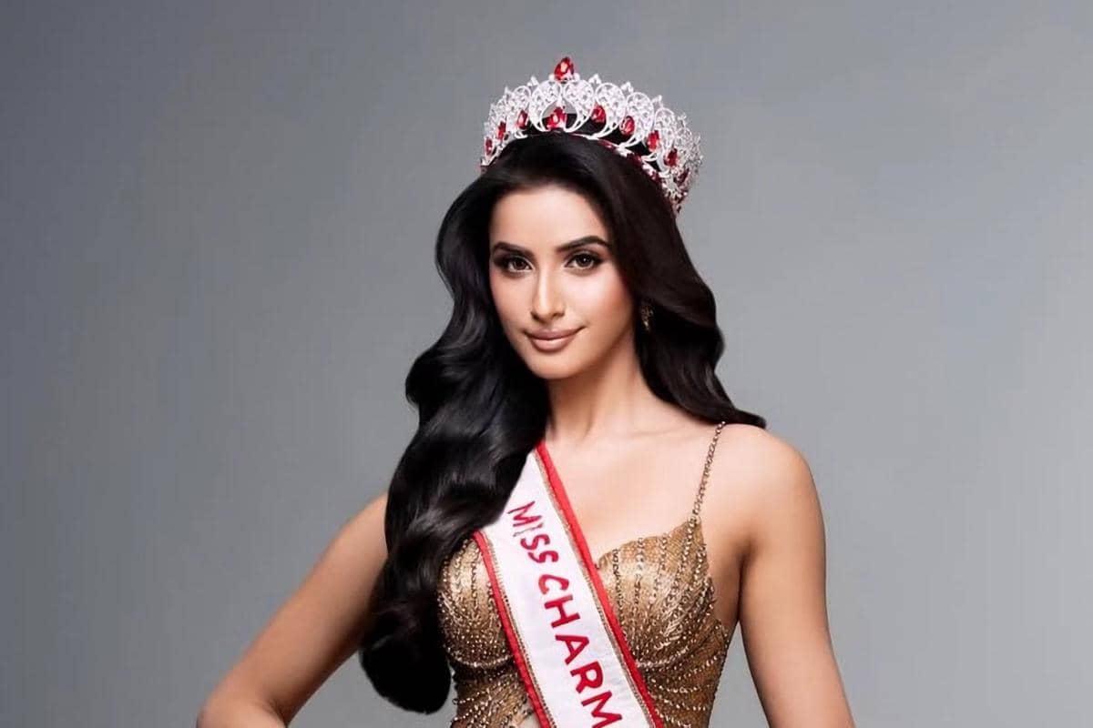 potret Mehak Dhingra, Miss Charm India 2025