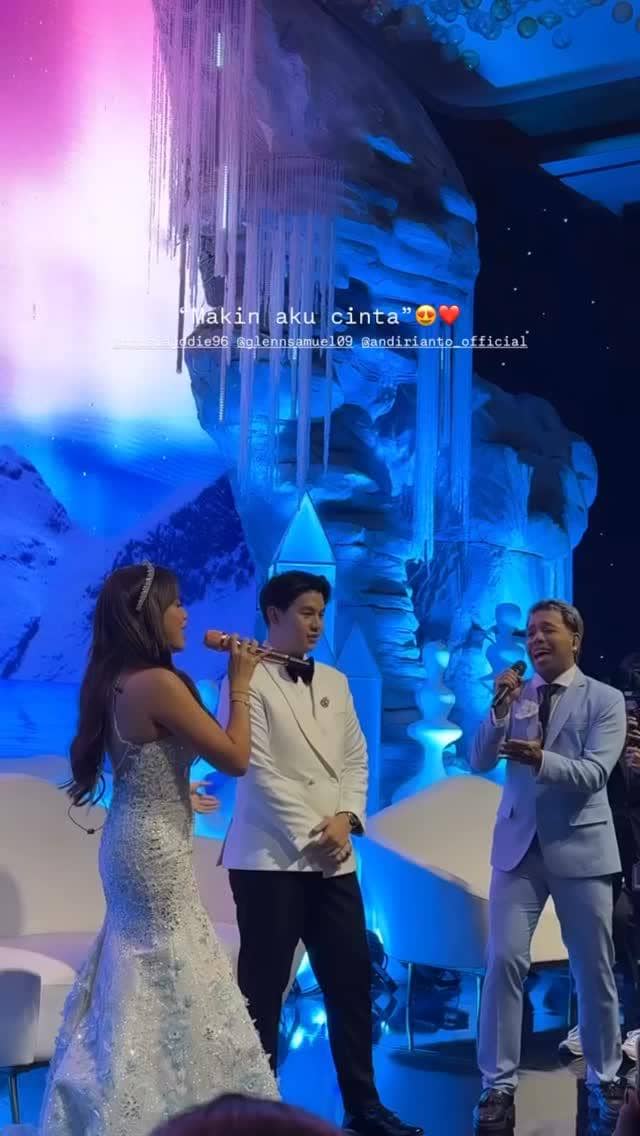 Bridesmaid dan Groomsmen Brisia Jodie dan Alden (instagram.com/brisiajodie96)