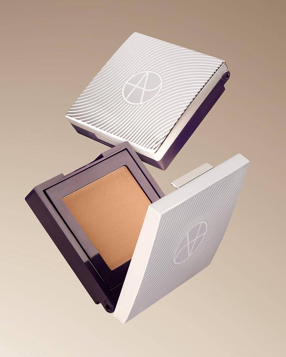 Bronzer dan Contur Terbaik 2025