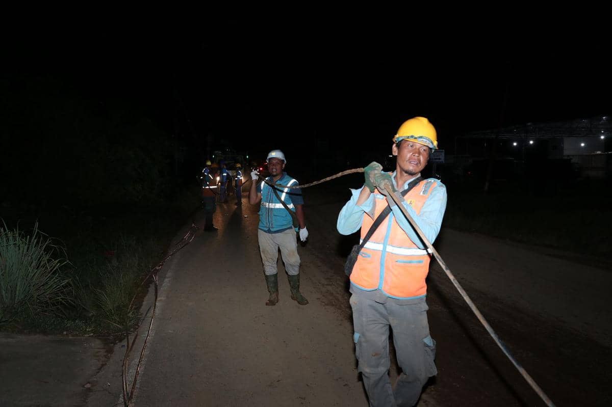 Listrik di Sumatra hampir pulih