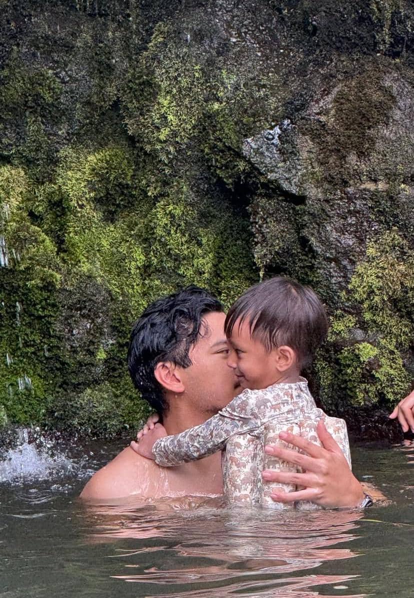 potret dekat anak Amanda Zahra dan Adli