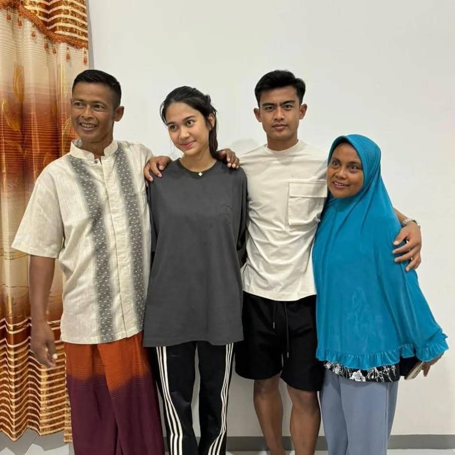 Azizah Salsha dan ayah Arhan