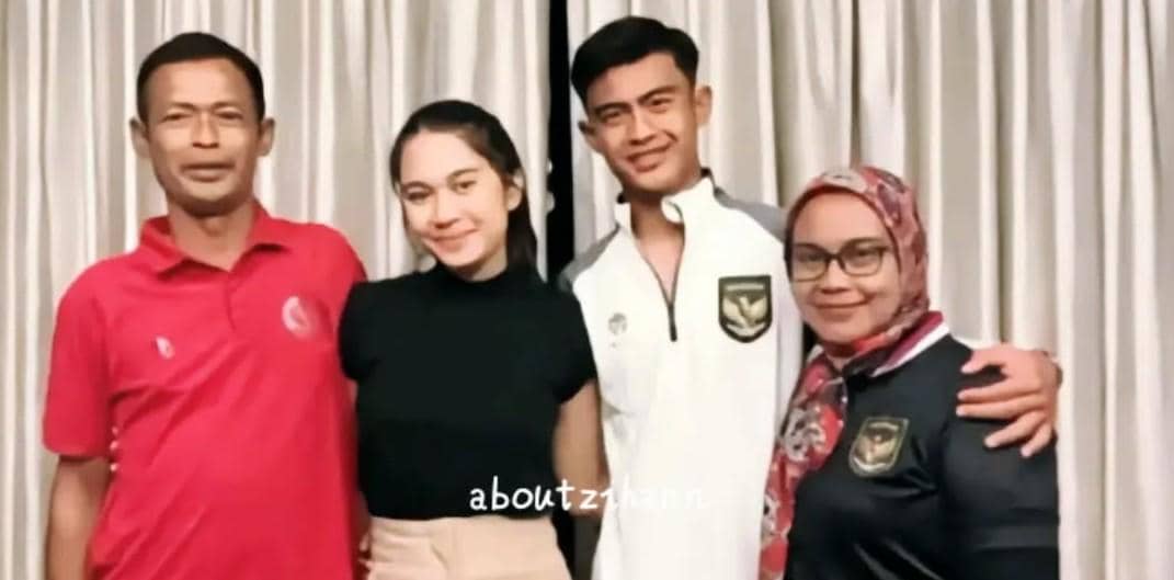 Azizah Salsha dan ayah Arhan