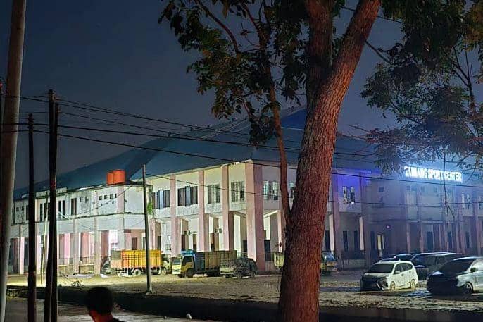 Tamiang Sport Center, pos pengungsian korban banjir bandang di Aceh Tamiang. (dok. PLN)