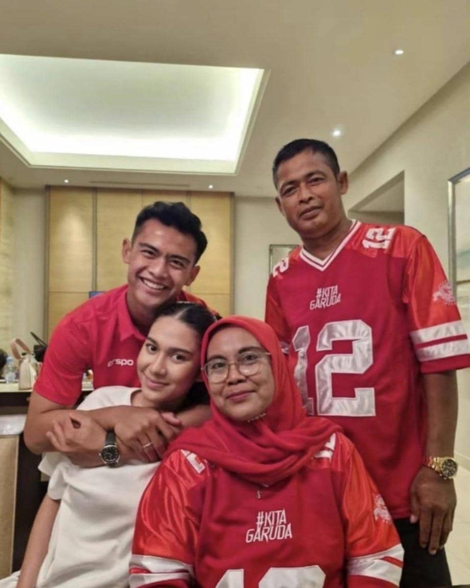 Azizah Salsha dan ayah Arhan