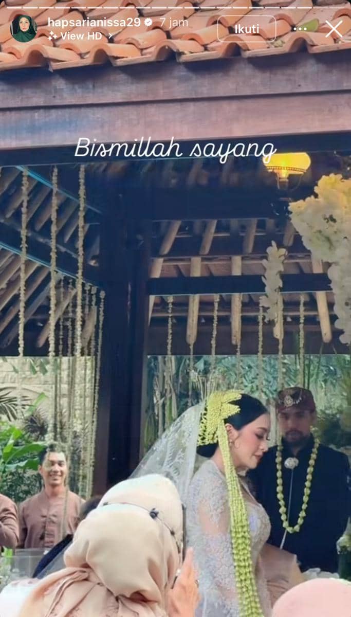 potret pernikahan Amanda Zahra dan Adli