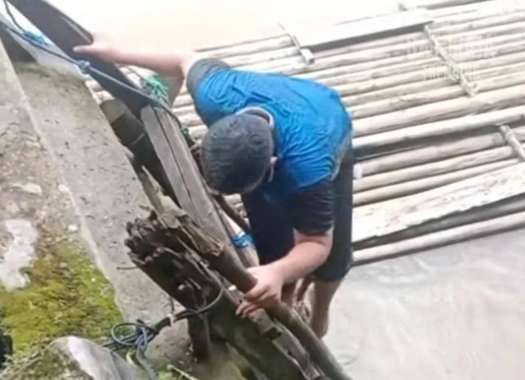 Aksi percobaan bunuh diri yang dilakukan pelajar di Baturaja Timur.