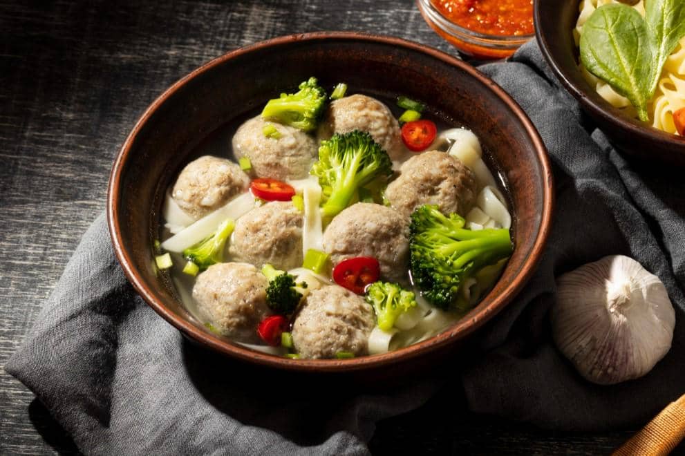 ilustrasi bakso nyuknyang halal