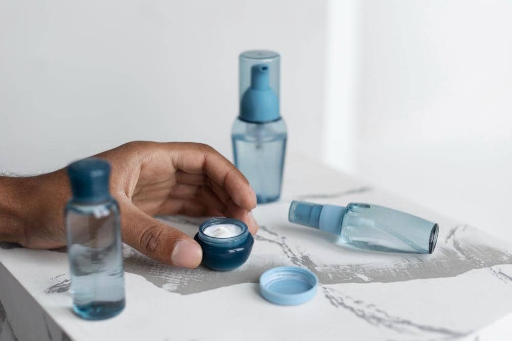 ilustrasi skincare cowok