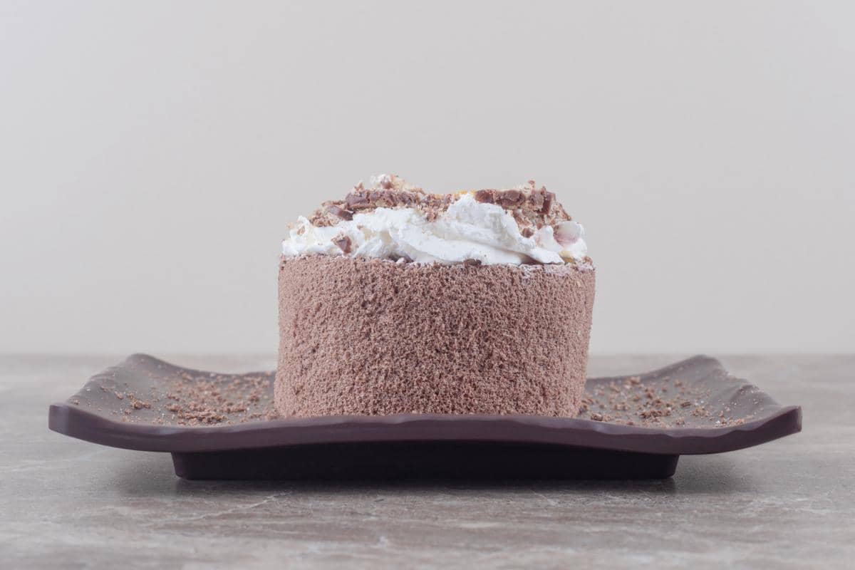 ilustrasi chiffon cake tiramisu