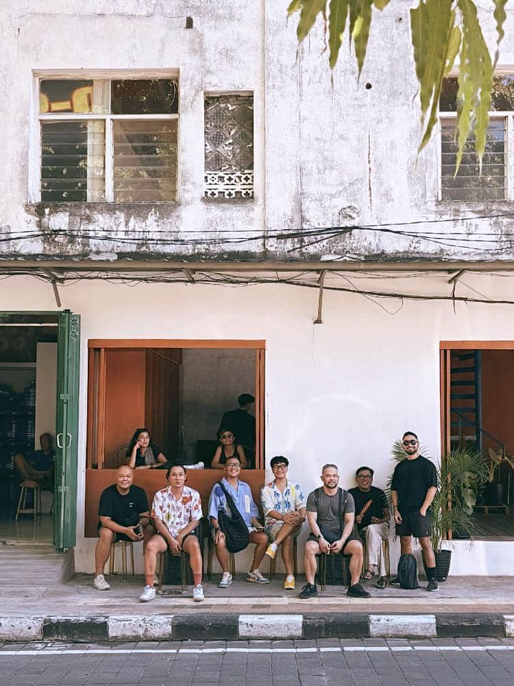 nongkrong di Kroma 1984 Madahuis (dok.pribadi/Natalia Indah)