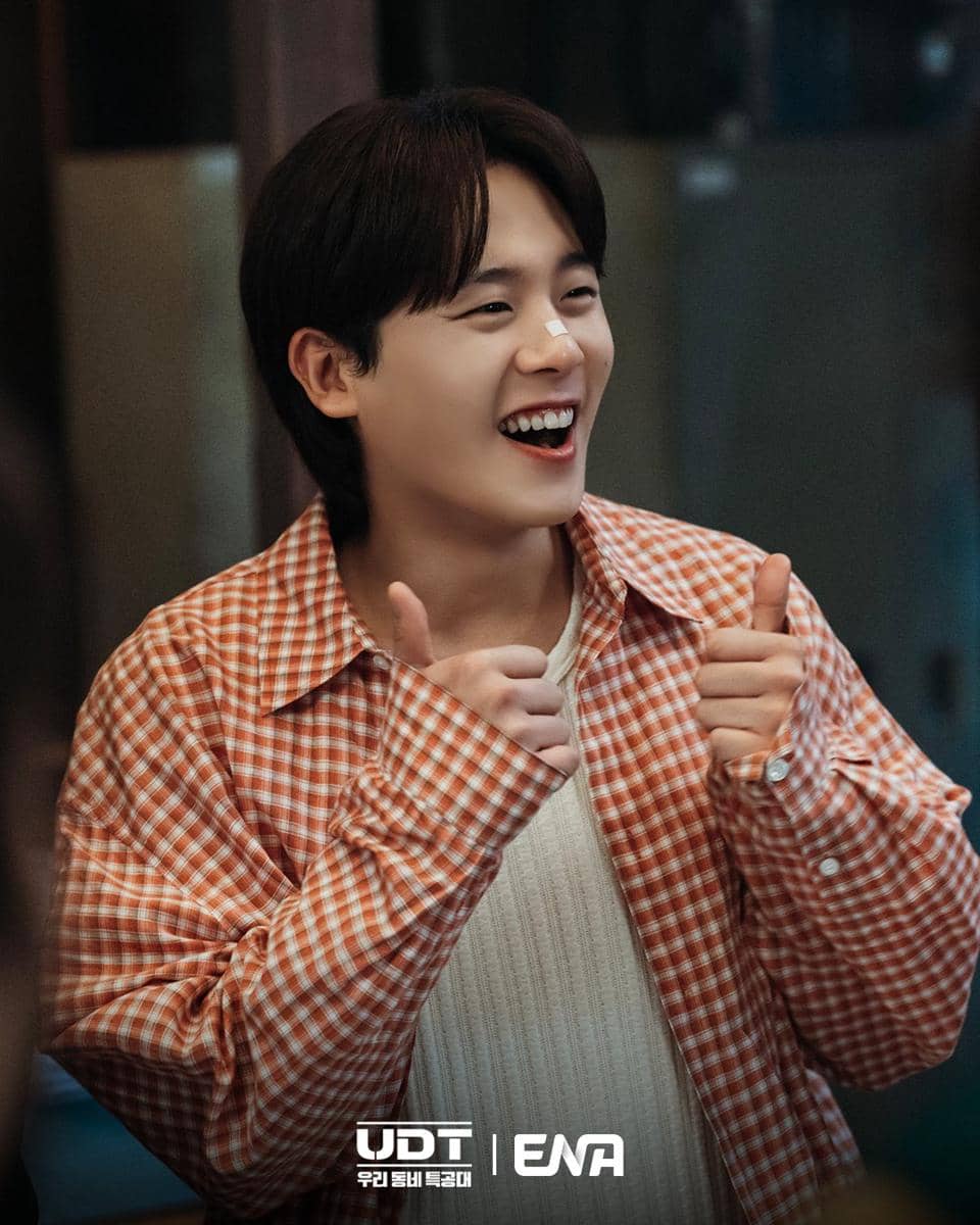 cuplikan drama Korea Heroes Next Door