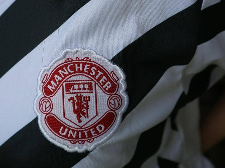 ilustrasi jersey Manchester United