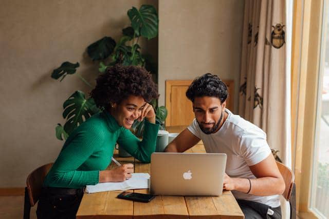 ilustrasi pria gemini