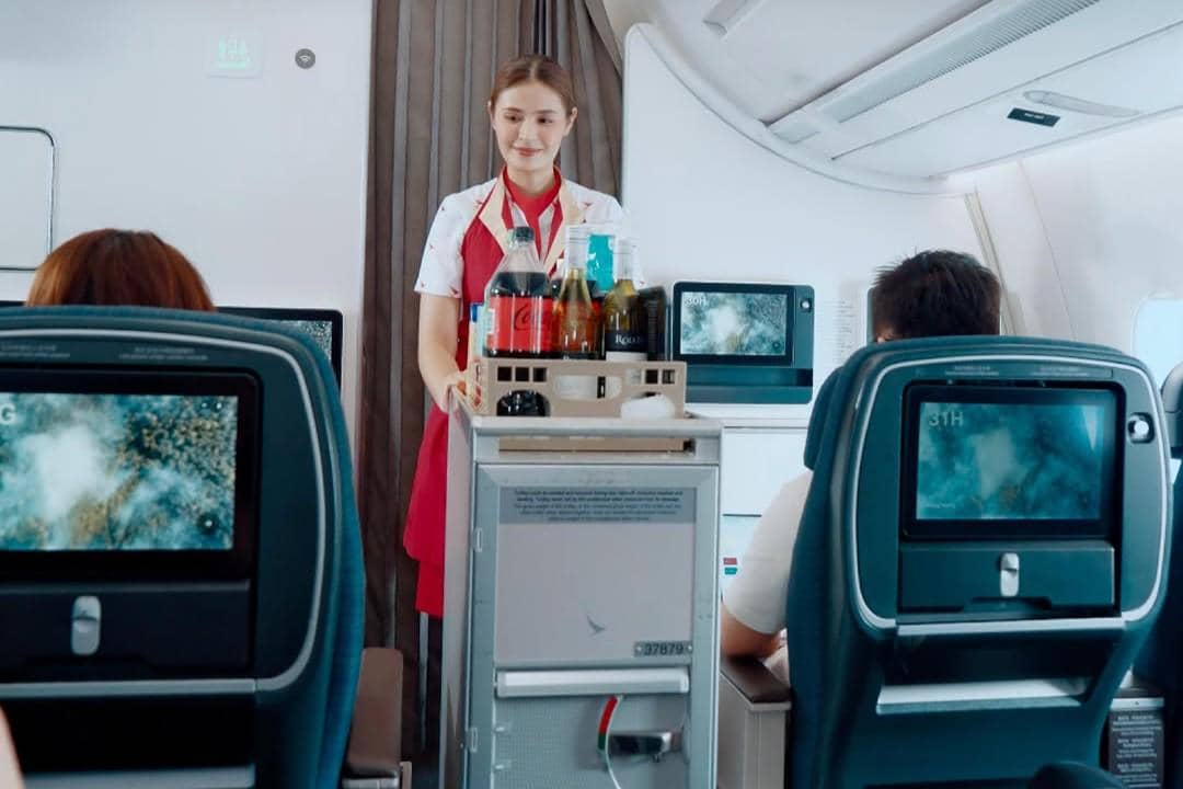 potret cabin crew Cathay Pacific Airways