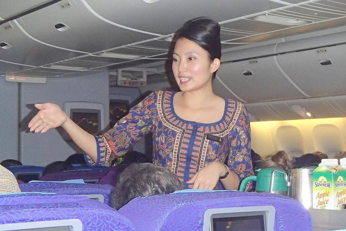 potret cabin crew Singapore Airlines