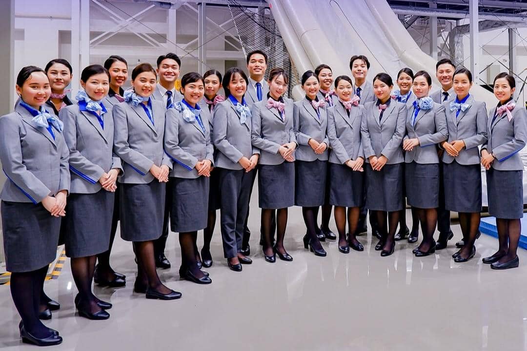 potret Vietnamese cabin crew All Nippon Airways untuk rute Vietnam