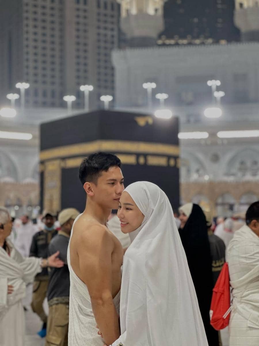 Dara Arafah umrah dengan suami setelah menikah