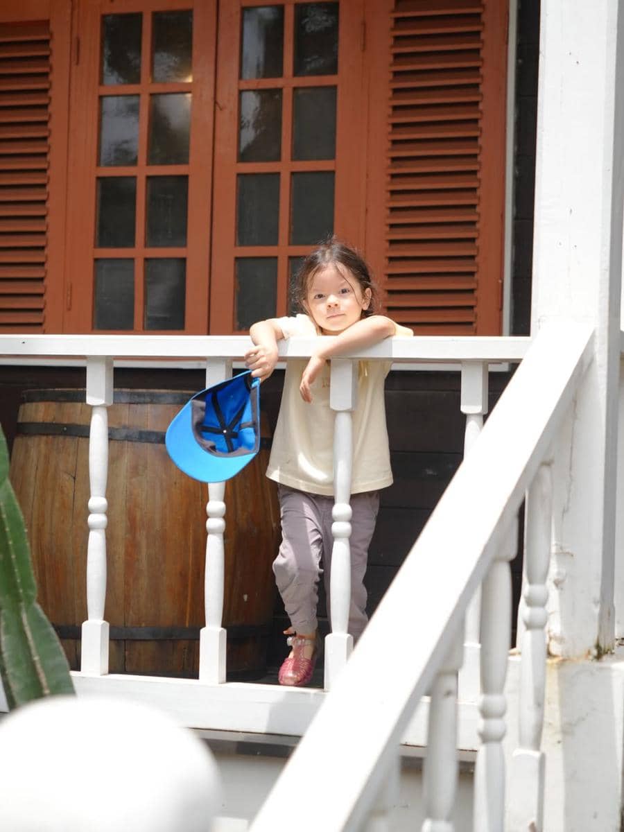 Kimberly Ryder ajak anak ke Dufan.